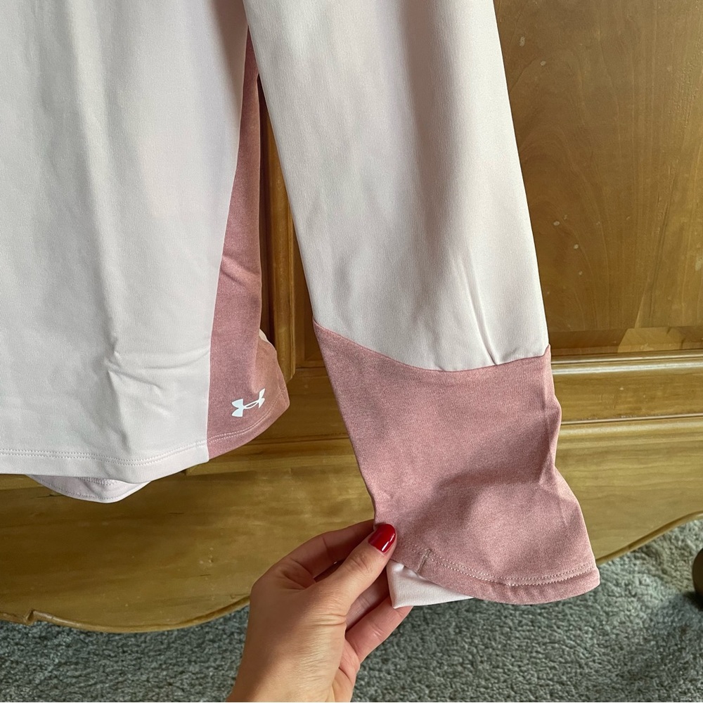 Under Armour Pink Pull Over - Picture 4 of 4